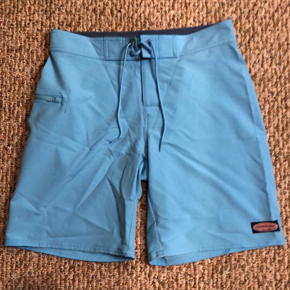 Vineyard Vines Men’s Bathing Suit Size 32